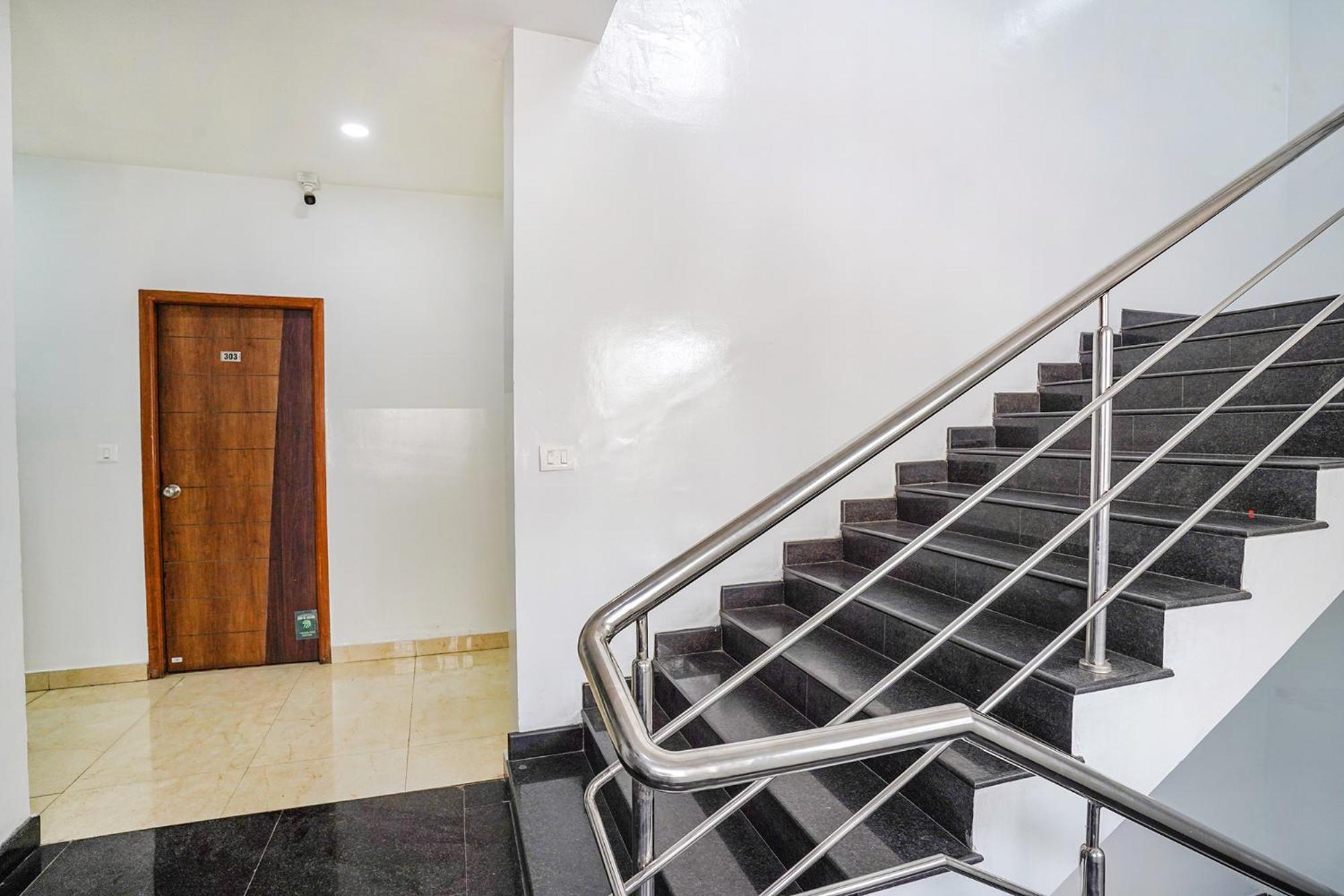 Fabhotel Rlv Green Palace - Nr Kengeri Satellite Town Bangalore Exterior photo