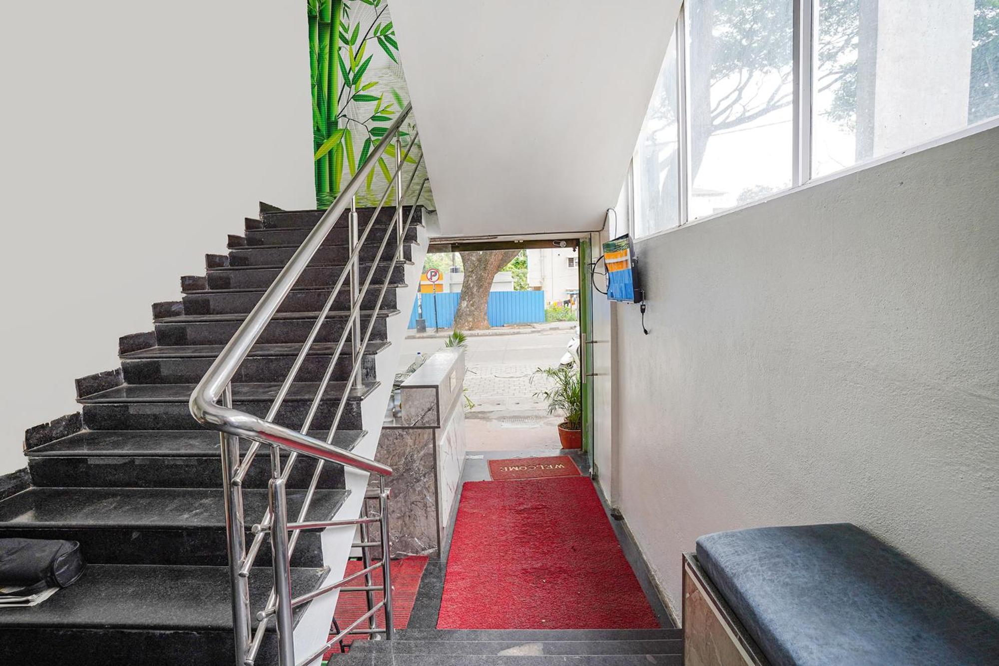 Fabhotel Rlv Green Palace - Nr Kengeri Satellite Town Bangalore Exterior photo