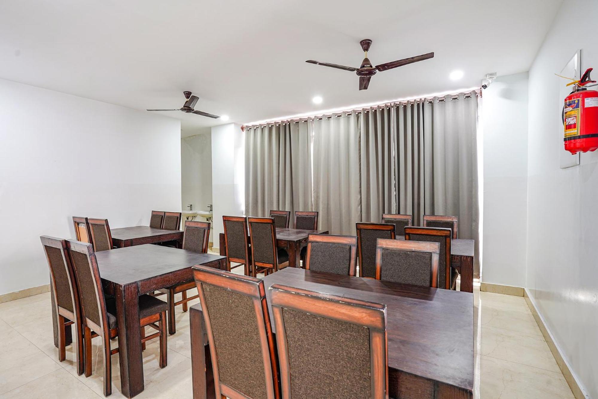 Fabhotel Rlv Green Palace - Nr Kengeri Satellite Town Bangalore Exterior photo