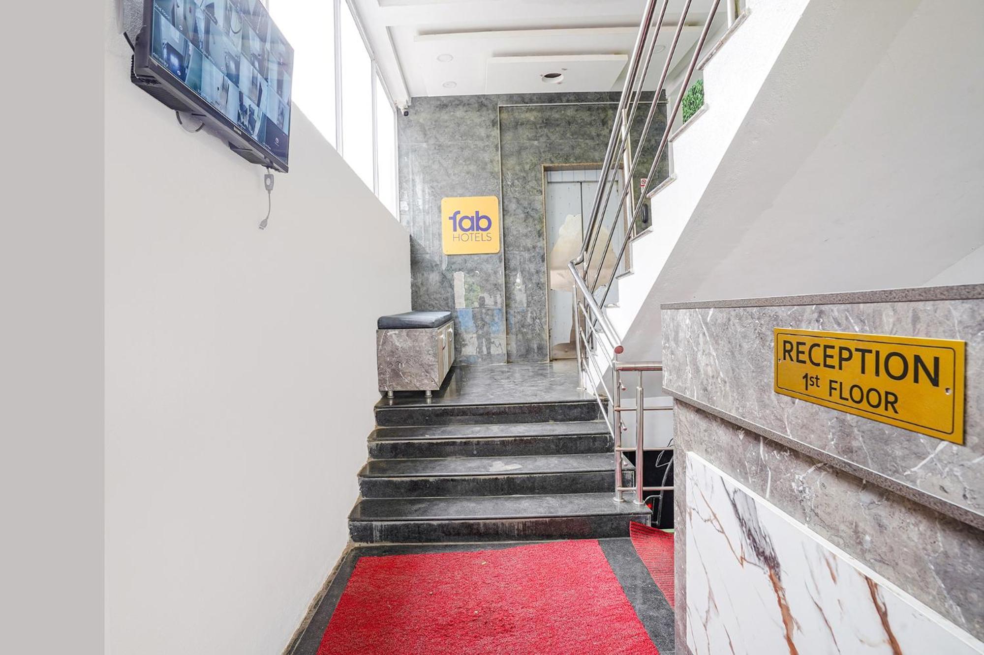 Fabhotel Rlv Green Palace - Nr Kengeri Satellite Town Bangalore Exterior photo